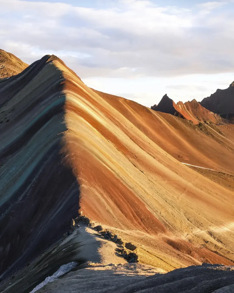 Vinicunca Montaña de colores Arcoíris atracción turistica peru